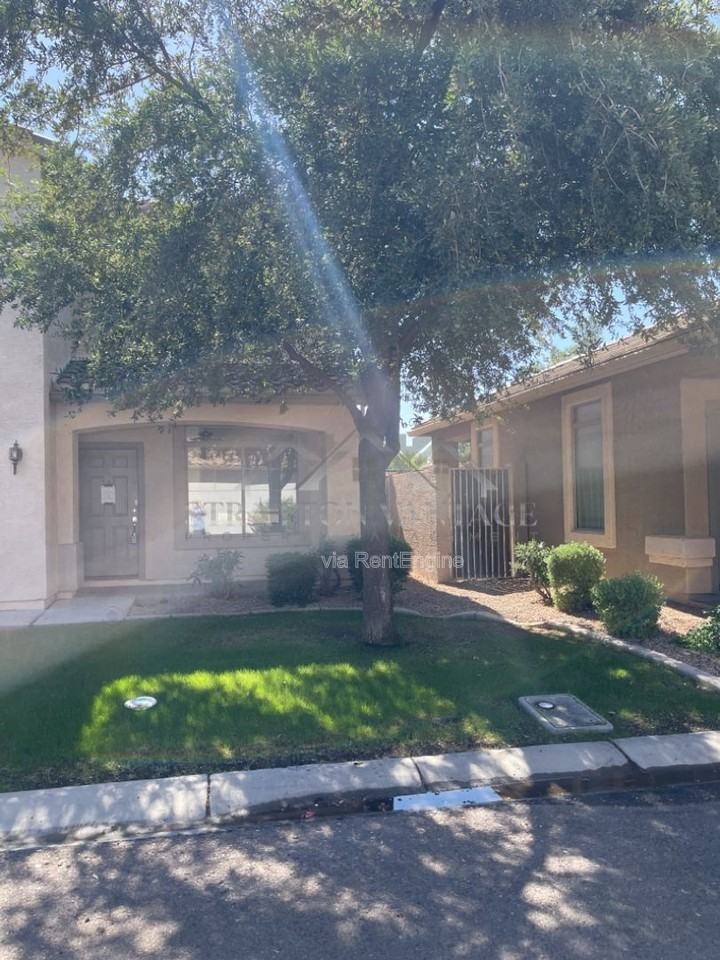 1327 E Weatherby Way - Photo 2 of 13