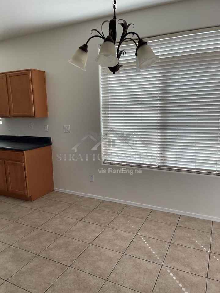 1327 E Weatherby Way - Photo 4 of 13
