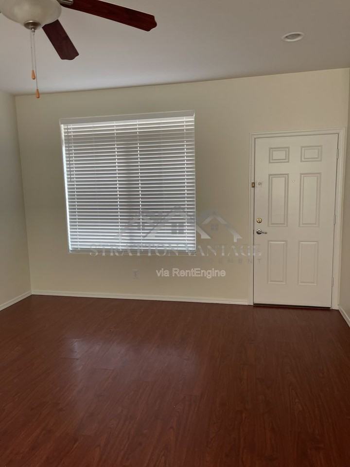 1327 E Weatherby Way - Photo 5 of 13