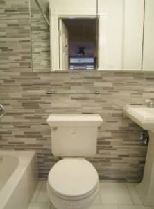 102 East 7th Street - Photo 3 of 5