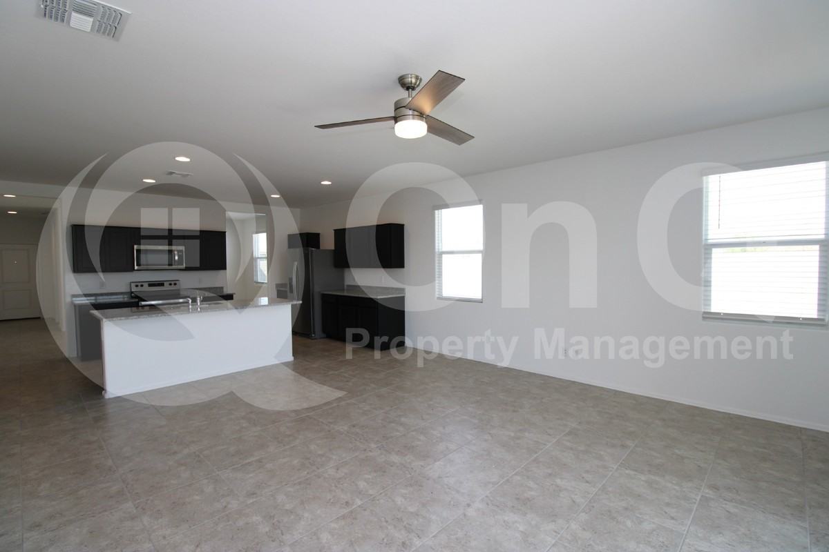 1059 W Falls Canyon Dr - Photo 4 of 33