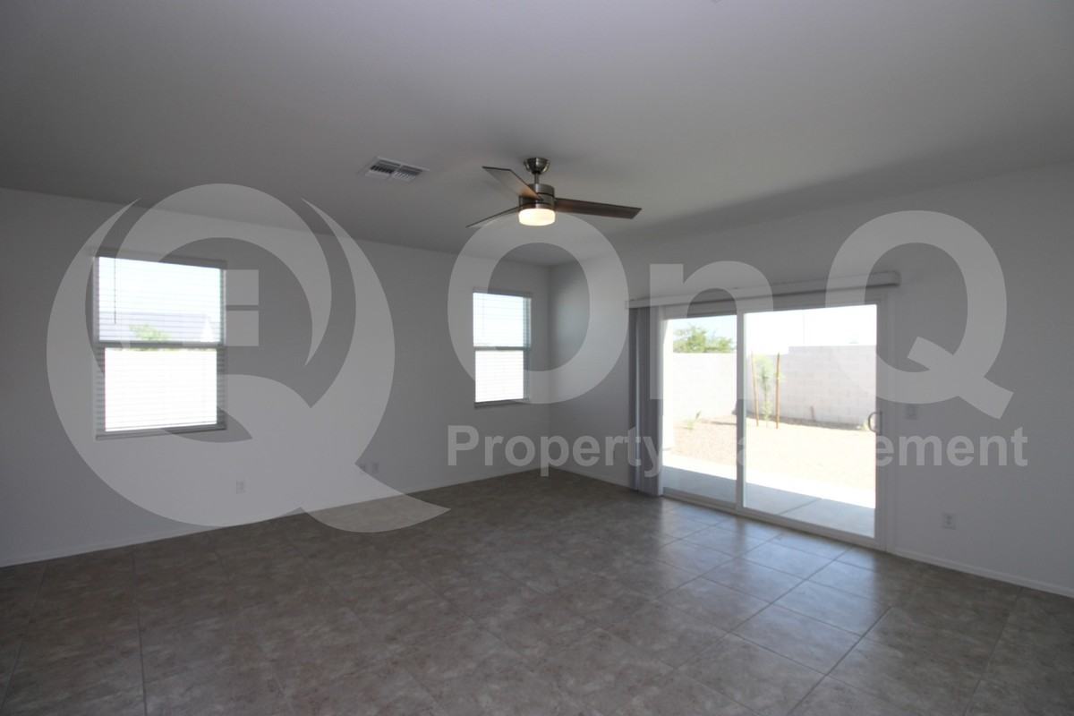 1059 W Falls Canyon Dr - Photo 5 of 33