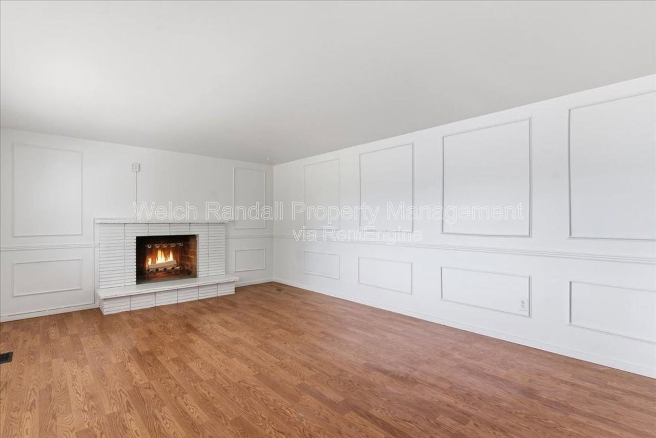 4192 S 3760 W - Photo 3 of 35