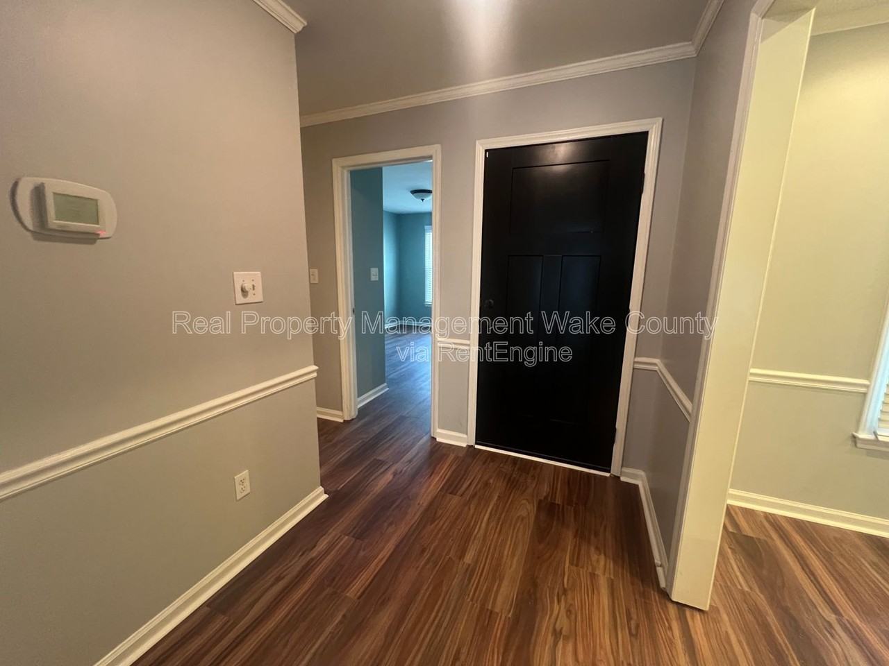 106 Wythe Cir - Photo 2 of 29