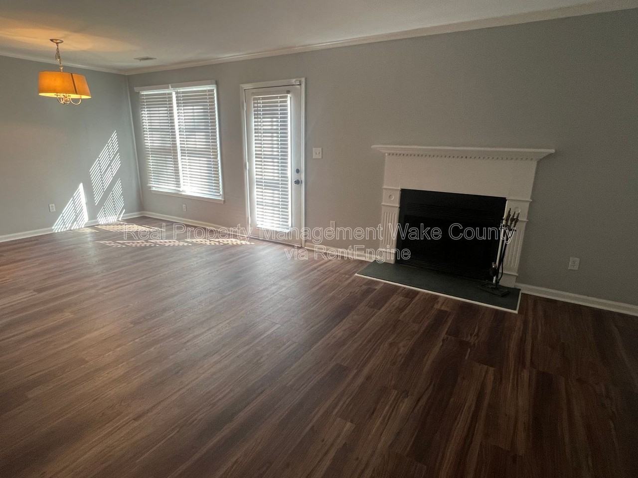 106 Wythe Cir - Photo 4 of 29
