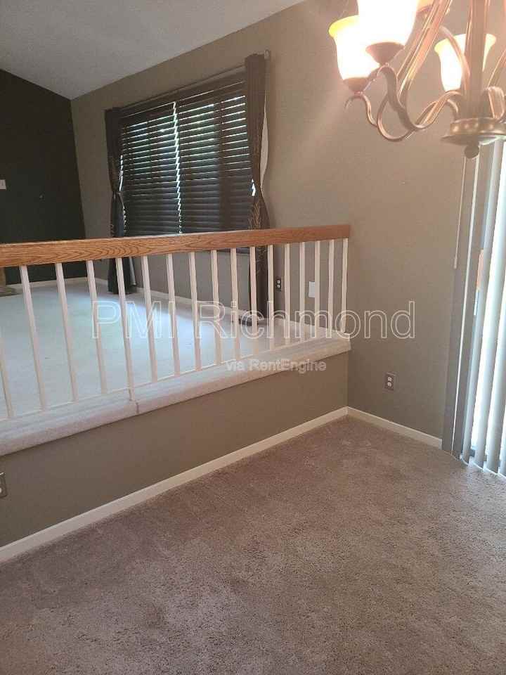 10107 Hearthrock Ct - Photo 7 of 29