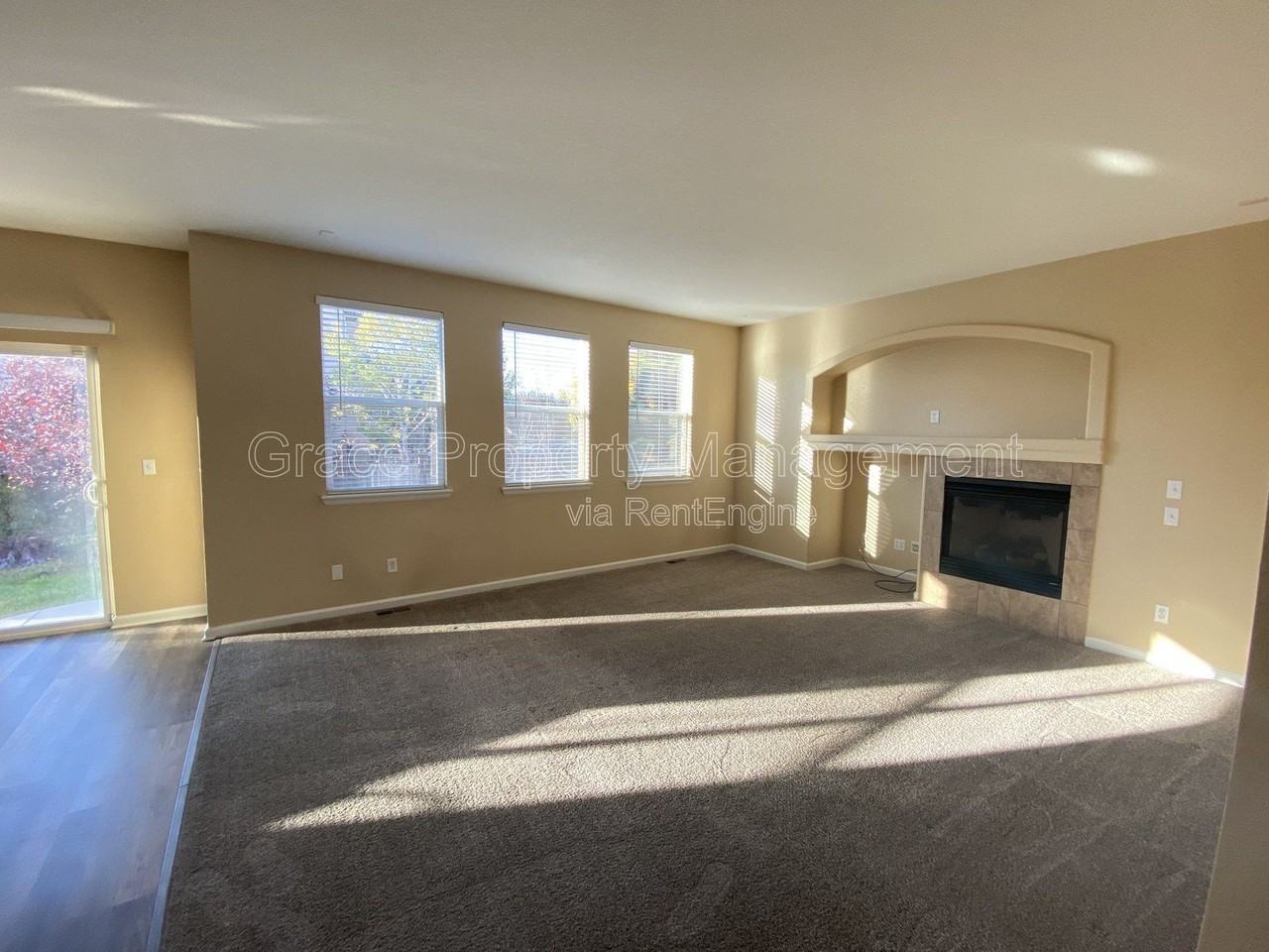 239 Bristlecone St - Photo 6 of 41