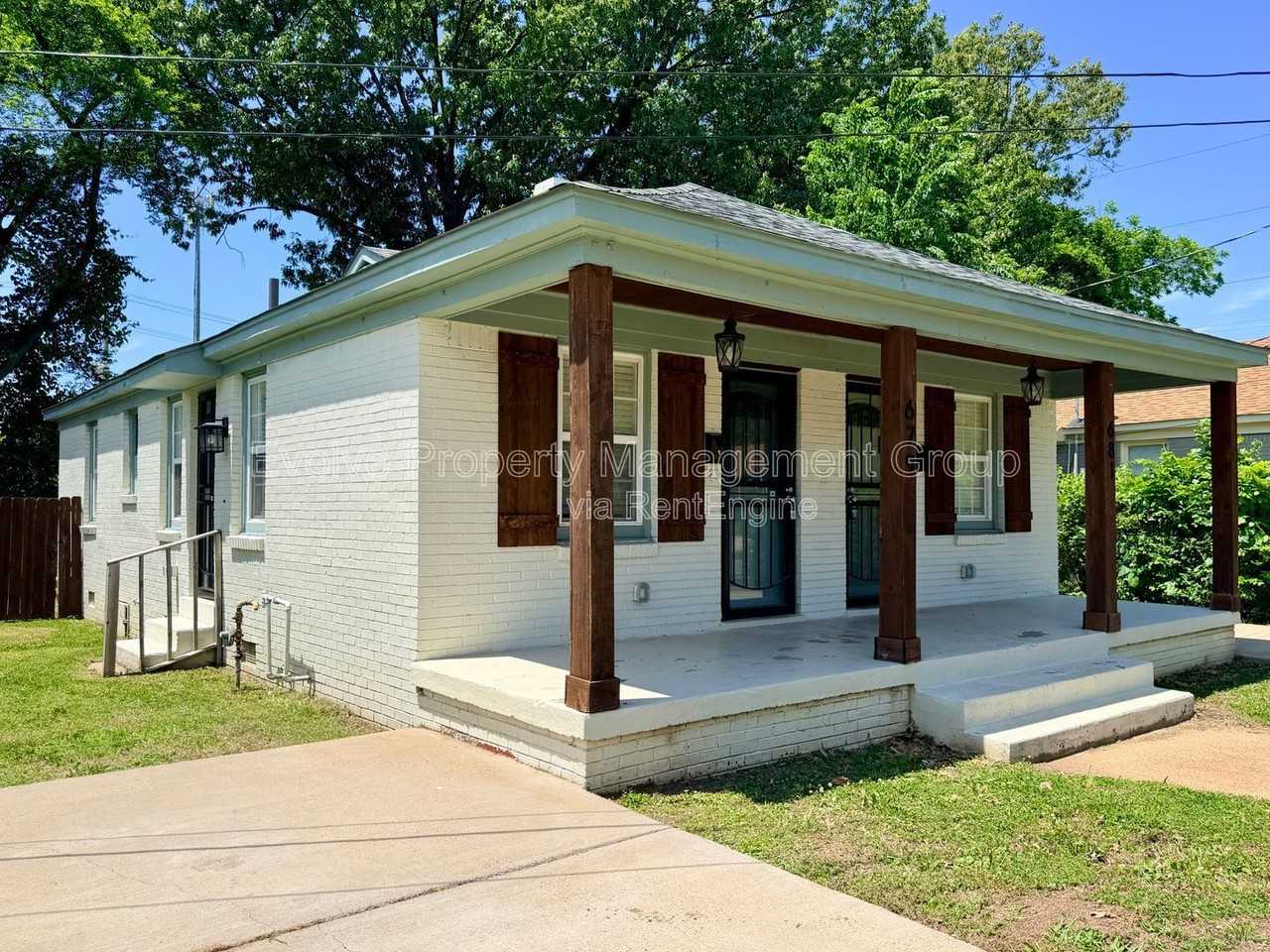 681 Harrell St - Photo 3 of 14