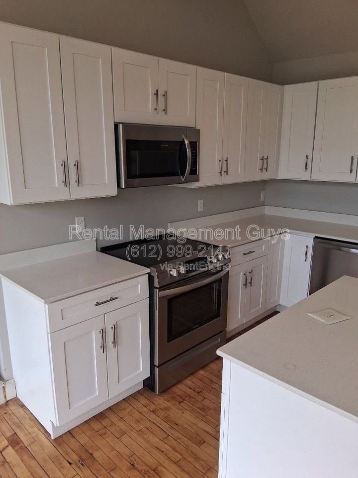 340 Sibley St #217 - Photo 6 of 16