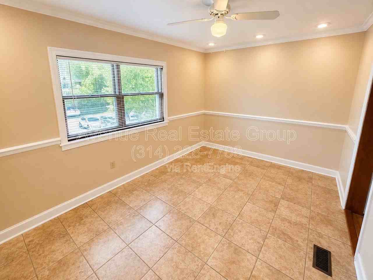 1 Wynstay Ave - Photo 7 of 8