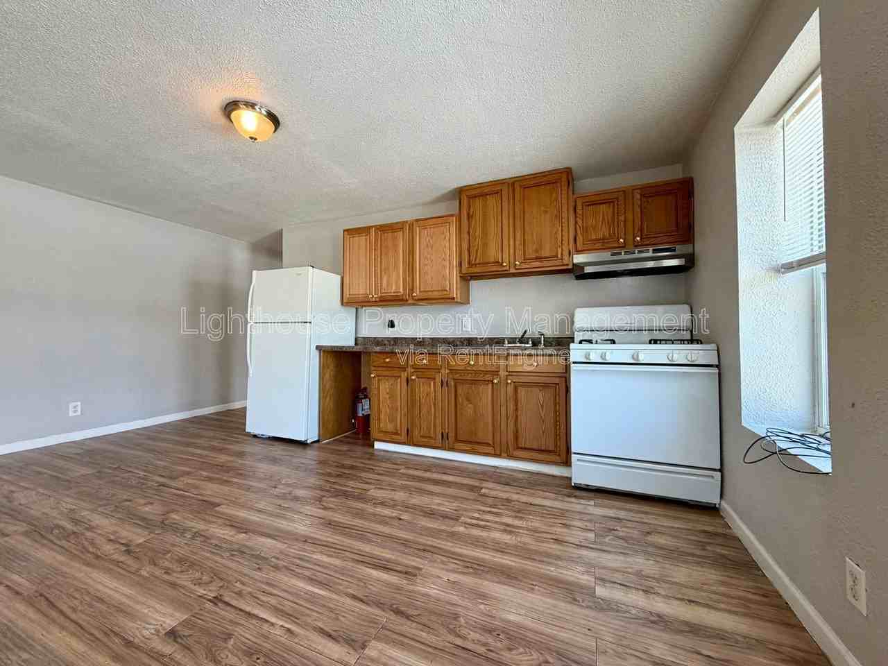 273 E Forest Ave #6 - Photo 2 of 16