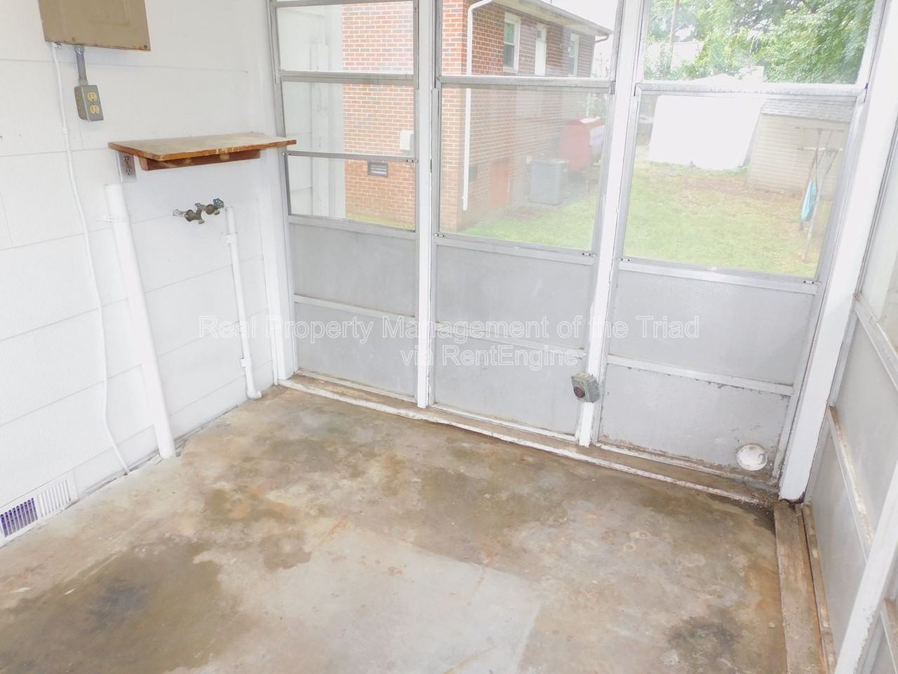 3407 Derby Pl - Photo 5 of 24