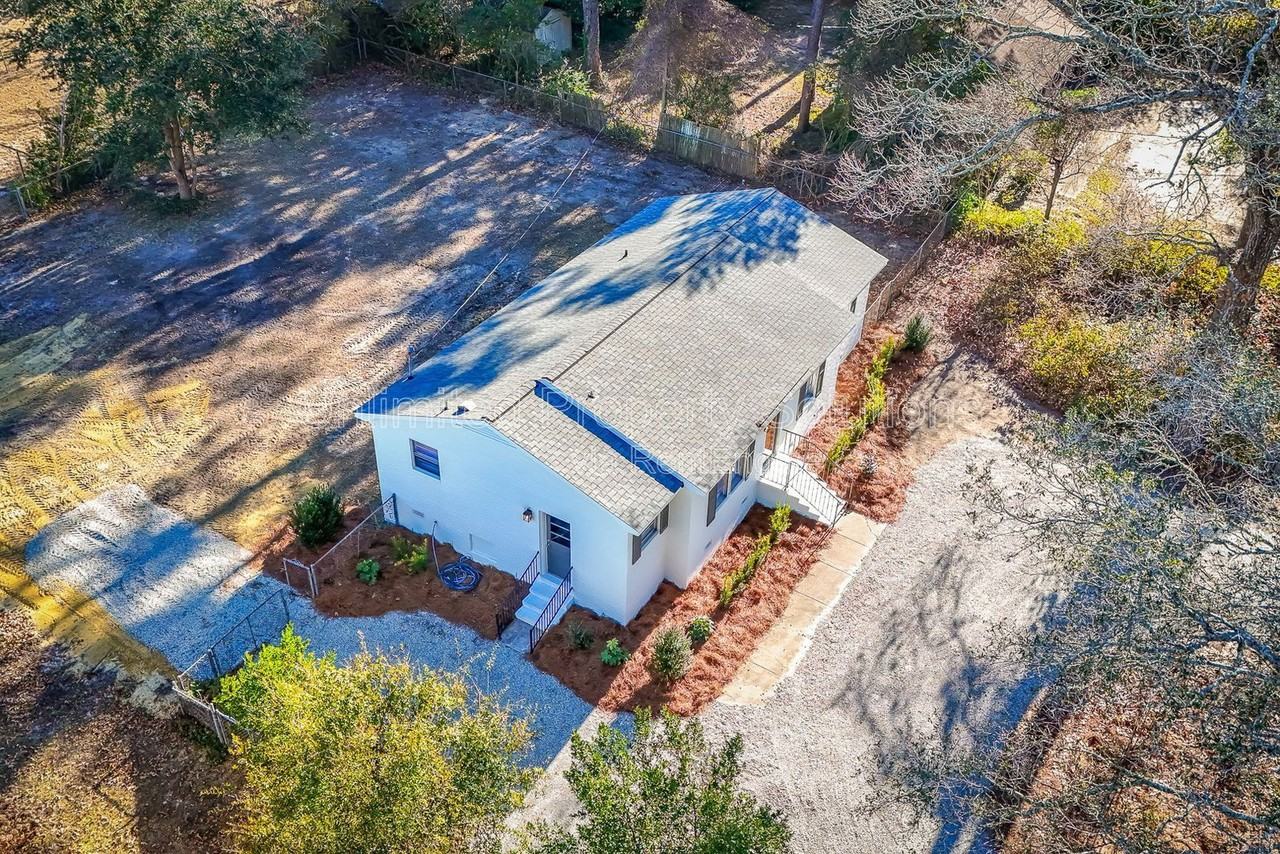 6405 Myrtle Grove Rd - Photo 3 of 45