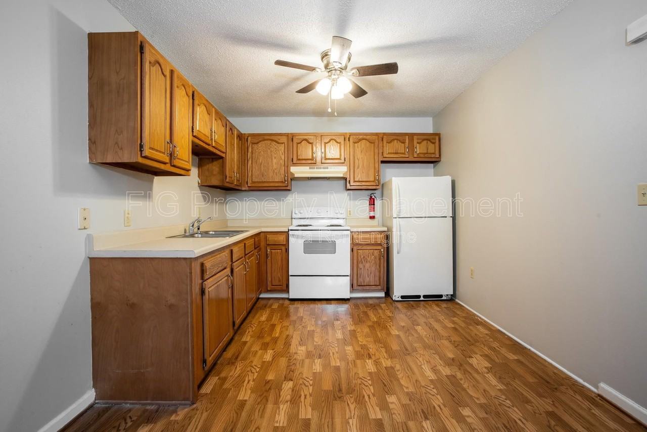 80 Jones Rd #41 - Photo 7 of 17