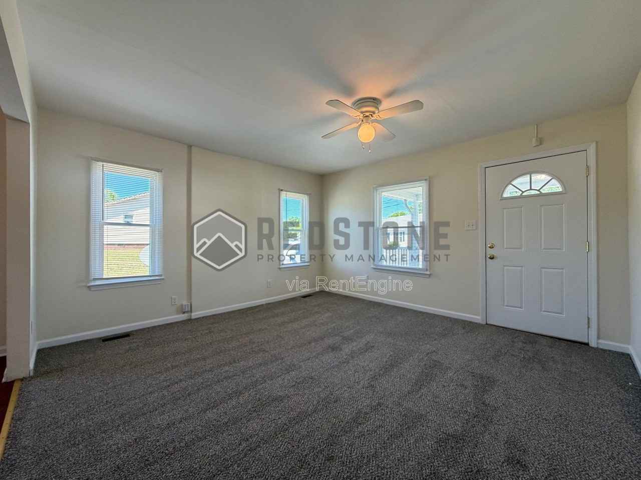 508 Richmond Ave - Photo 3 of 17