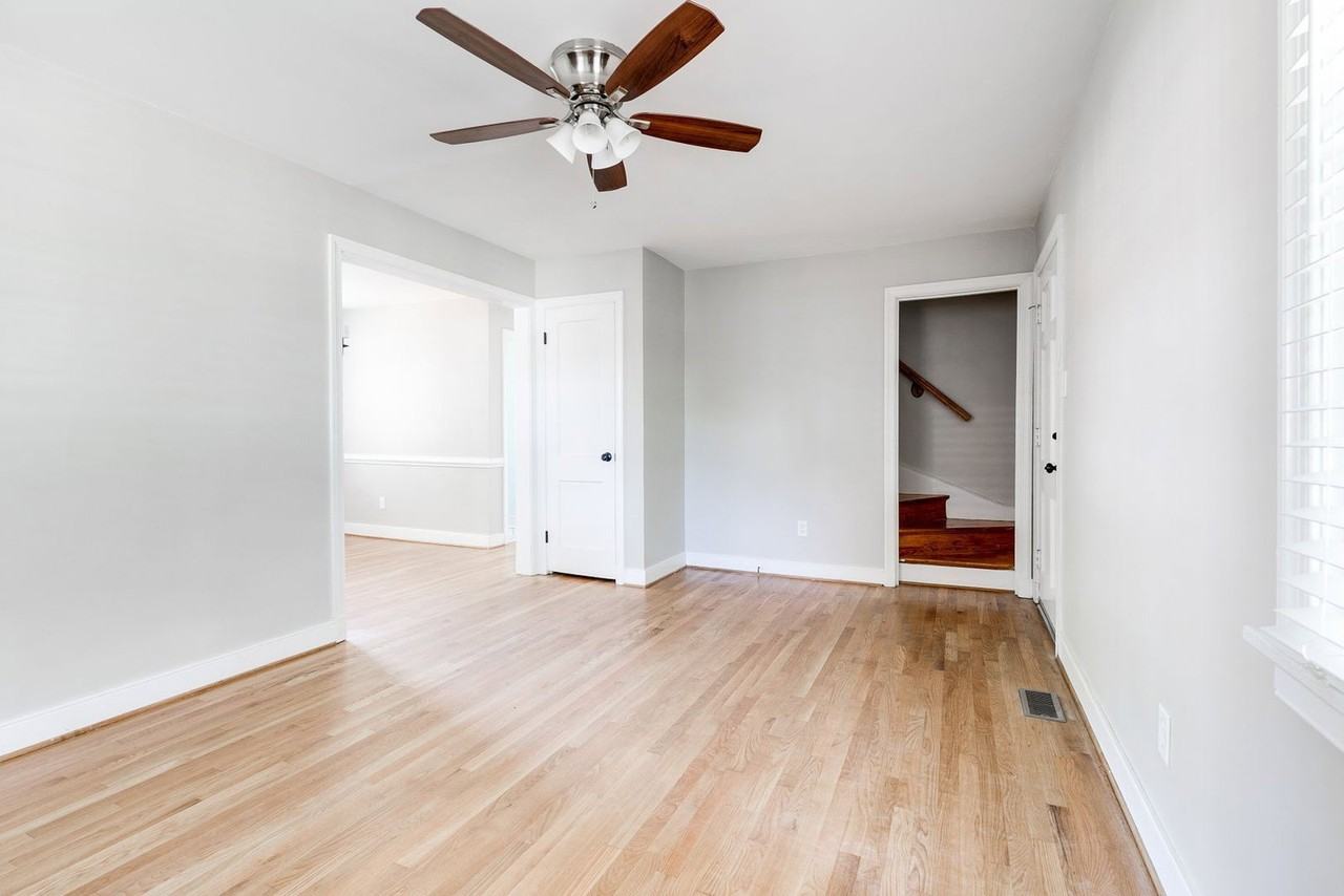 6212 Monument Ave - Photo 4 of 27