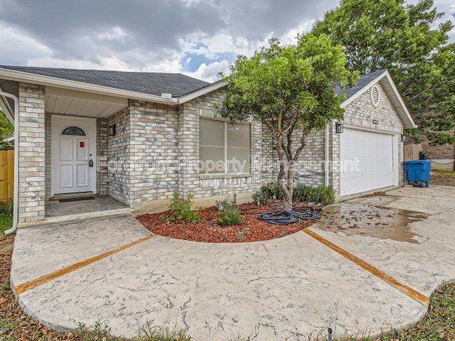 7122 Teton Rdg - Photo 4 of 32