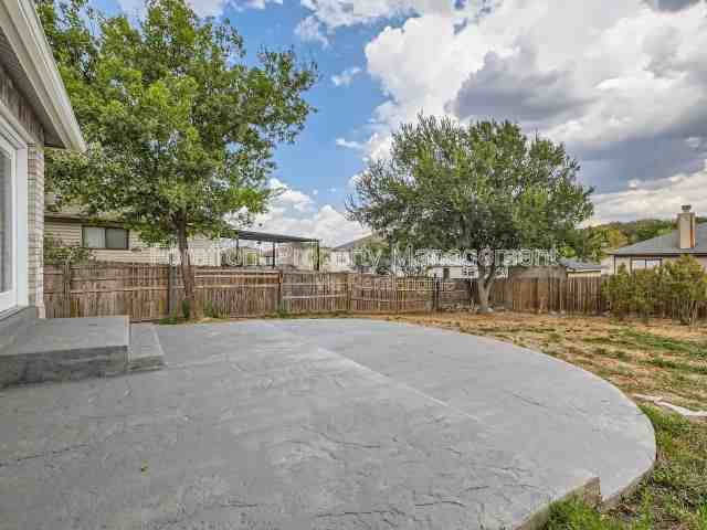 7122 Teton Rdg - Photo 6 of 32