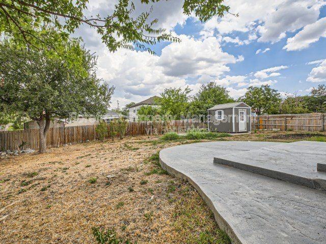 7122 Teton Rdg - Photo 7 of 32