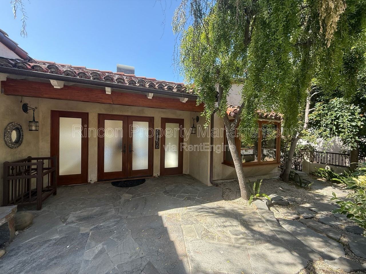 2166 Palomar Ave - Photo 3 of 27