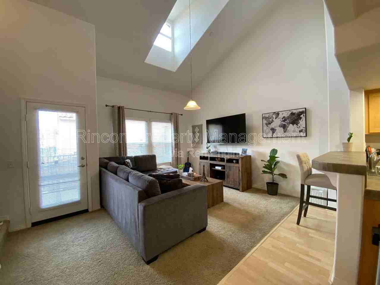11216 Snapdragon St - Photo 4 of 24
