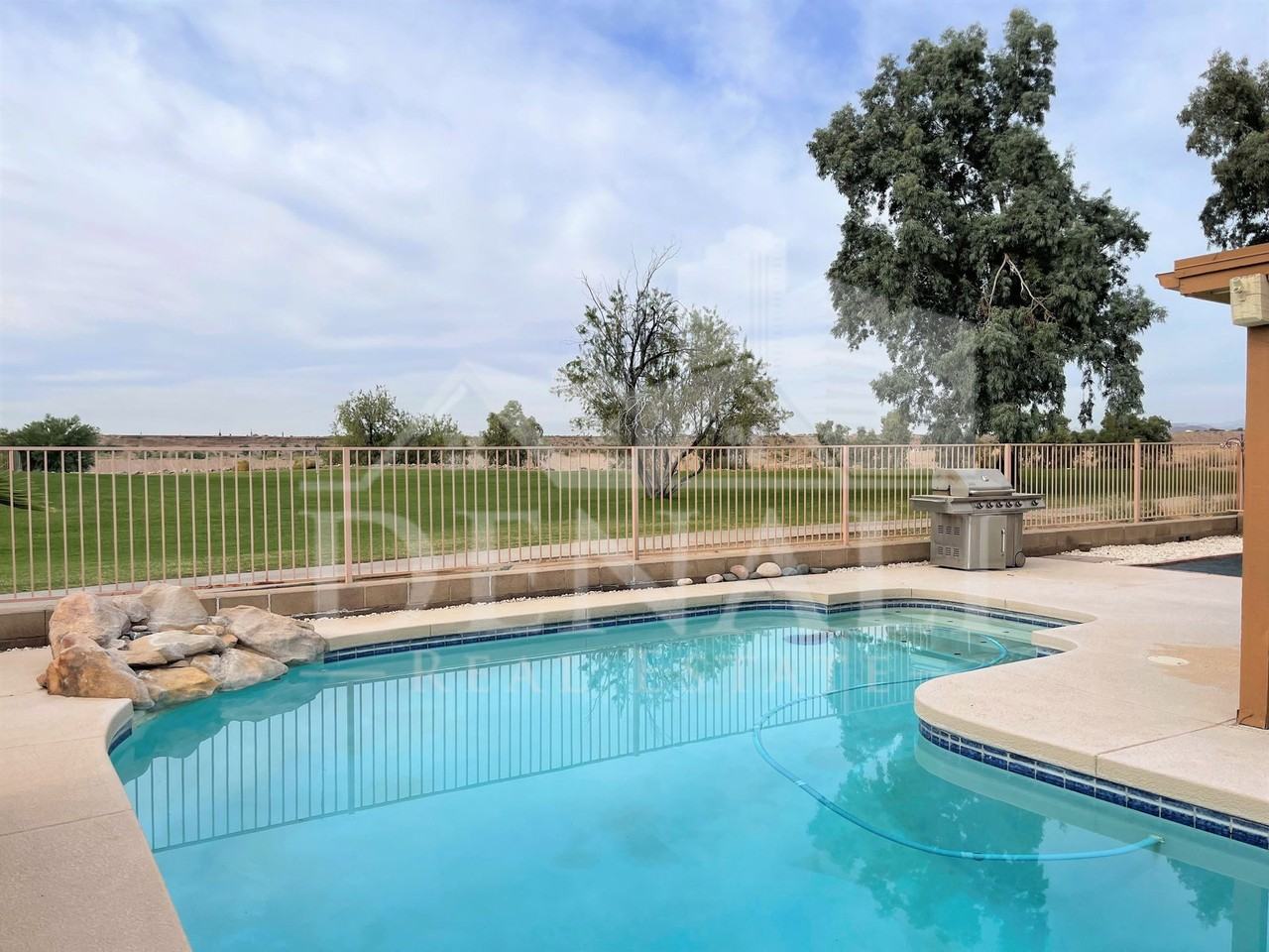 19636 N Coyote Lakes Pkwy