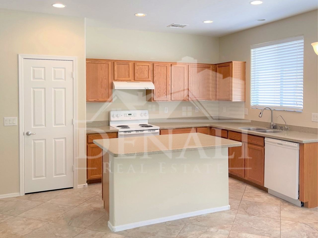 22323 N 103rd Dr - Photo 6 of 24