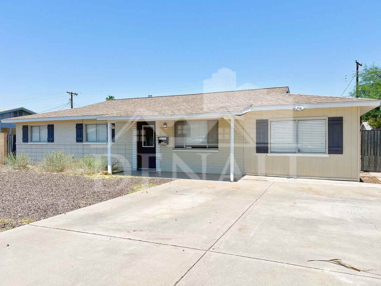 1220 W Romo Jones St - Photo 2 of 26