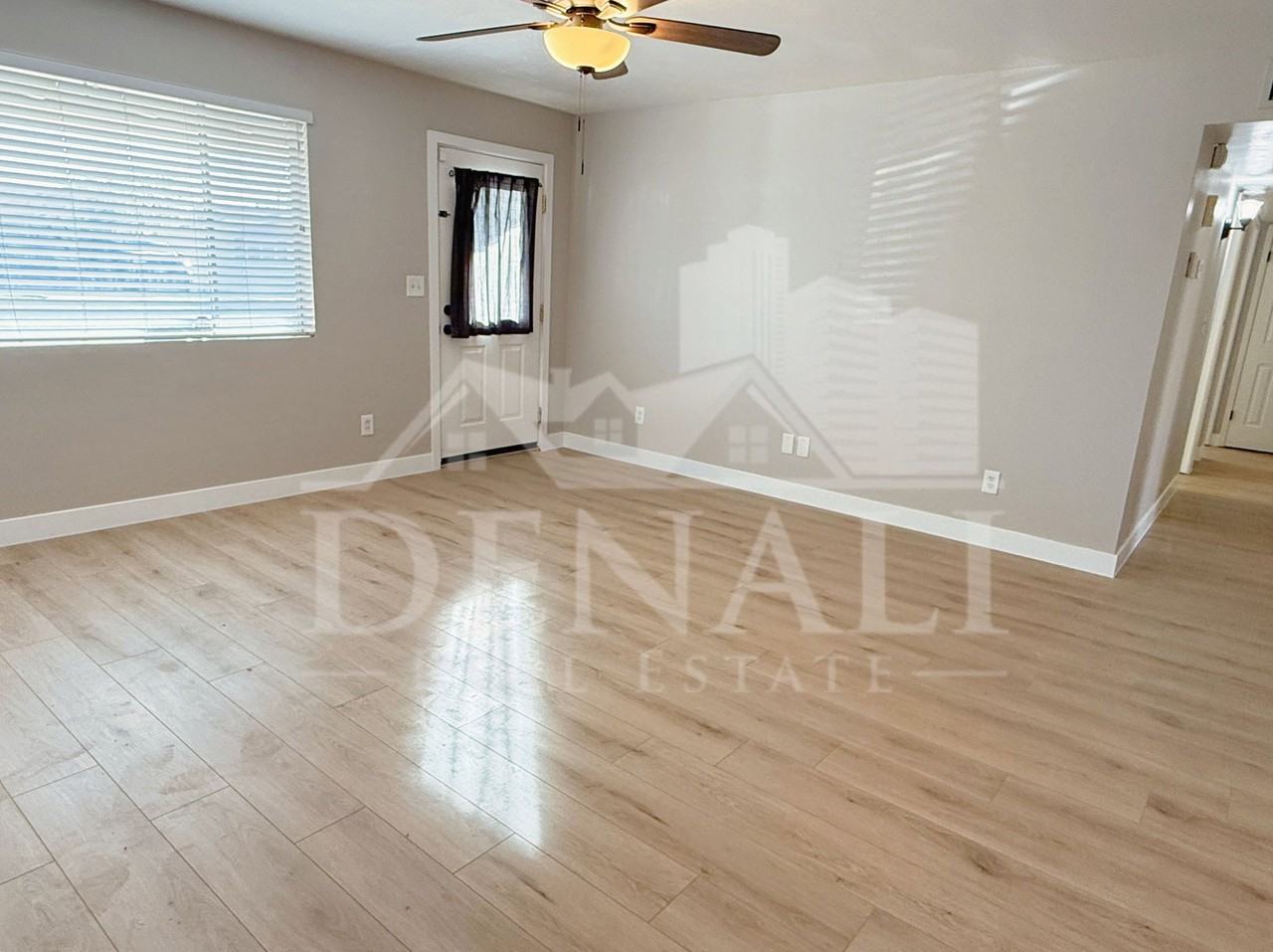 1220 W Romo Jones St - Photo 3 of 26