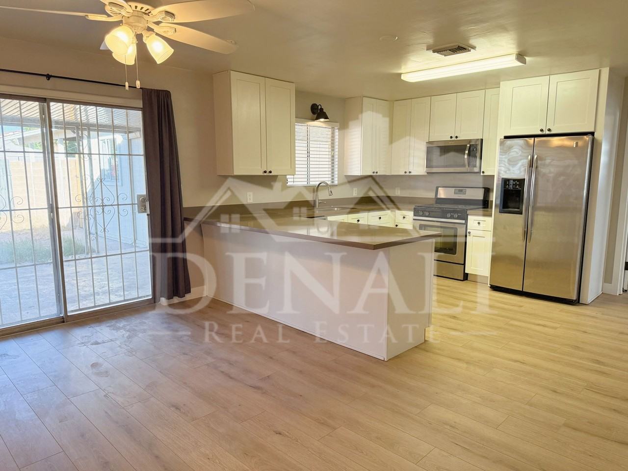 1220 W Romo Jones St - Photo 7 of 26
