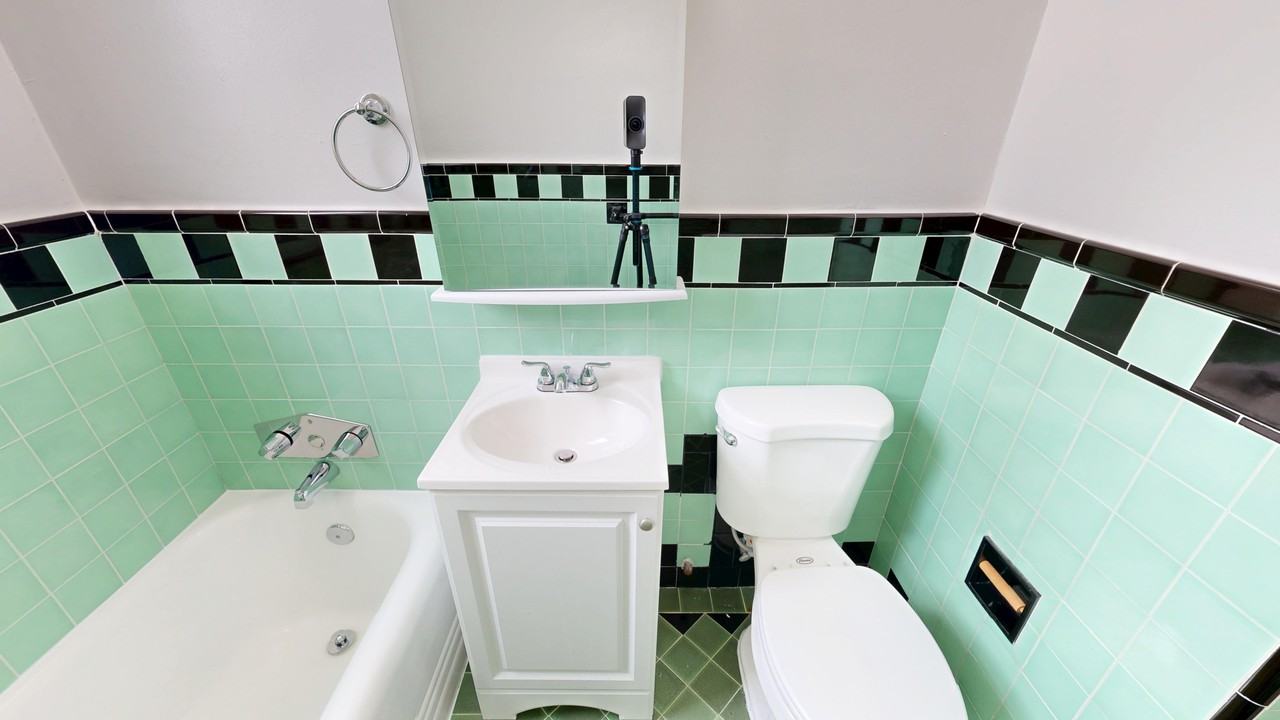 915 Pierce Street - Photo 4 of 9