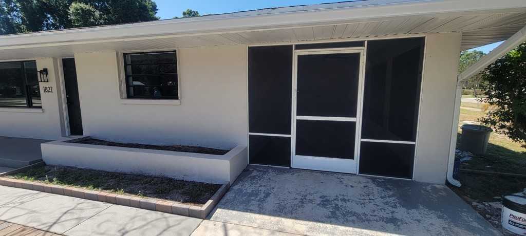 1827 24th St - Photo 2 of 15