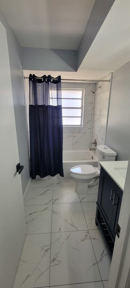 1827 24th St - Photo 4 of 15