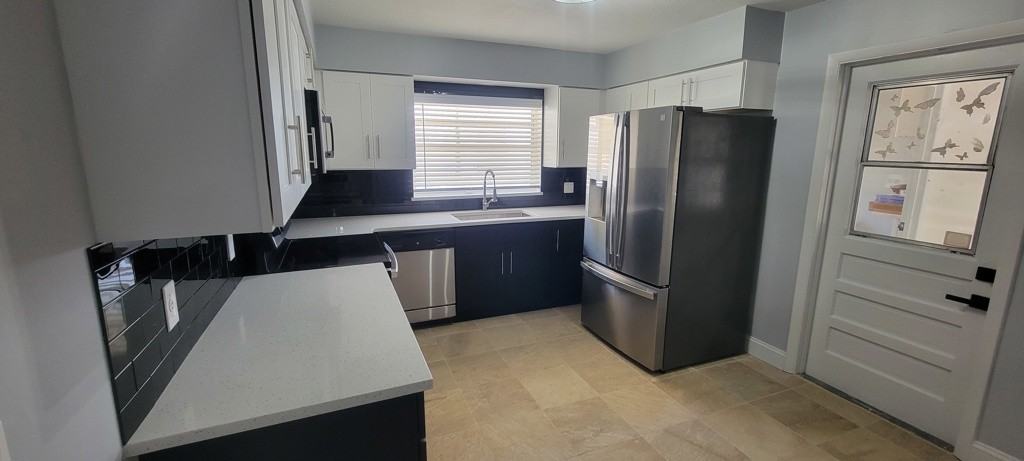 1827 24th St - Photo 6 of 15