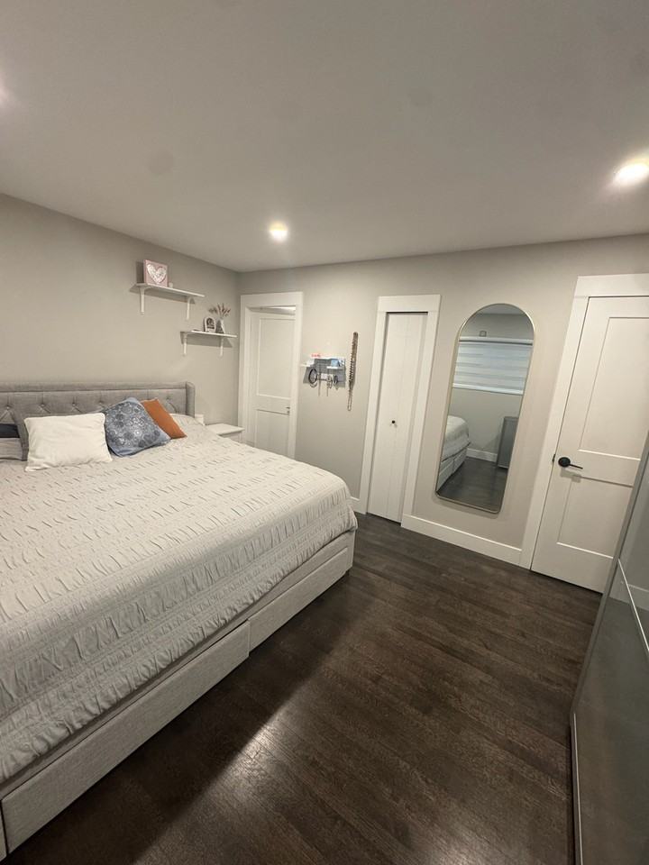 4285 St George St - Photo 3 of 13