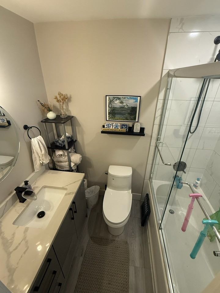 4285 St George St - Photo 4 of 13