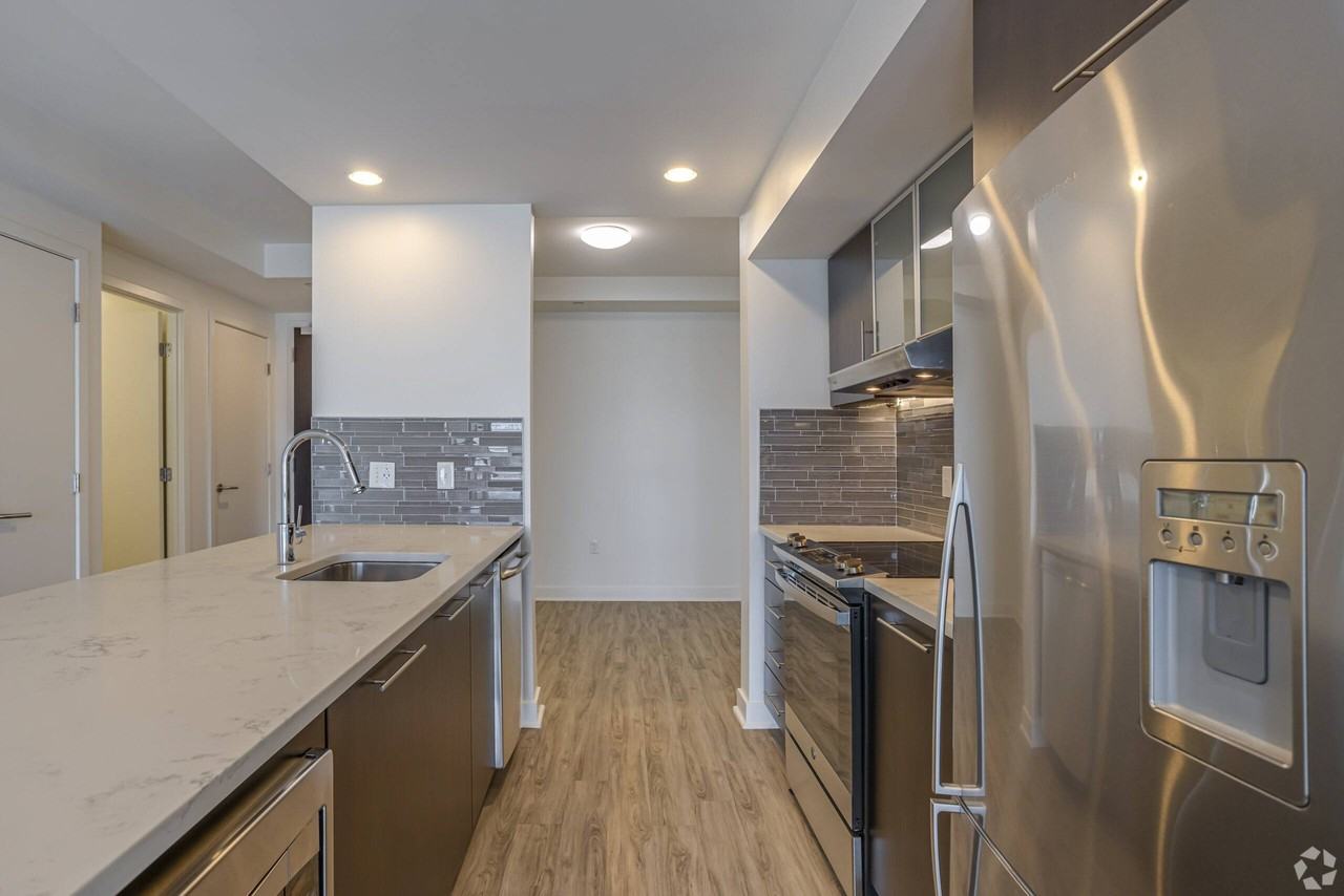 1330 Boylston - Photo 4 of 36