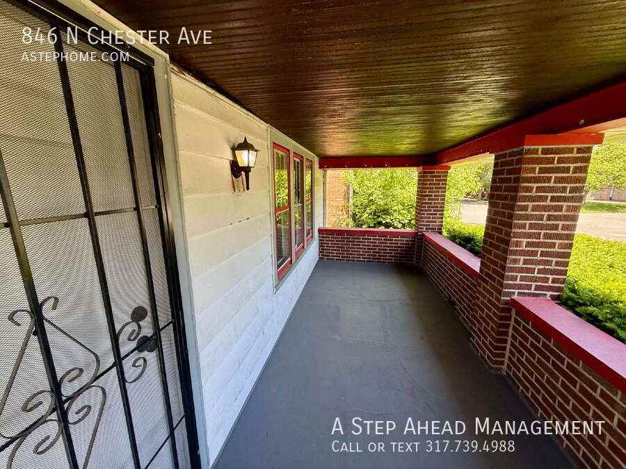 846 N Chester Ave - Photo 3 of 22