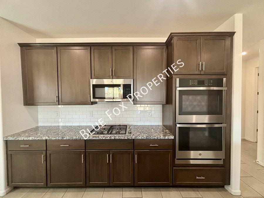 3080 W Chalfont Dr - Photo 7 of 23