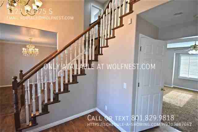 1127 E 4975 S - Photo 7 of 46