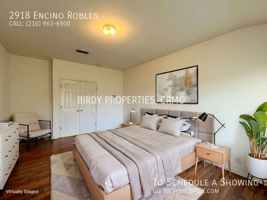 2918 Encino Robles - Photo 4 of 47