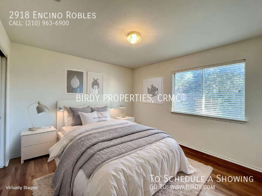 2918 Encino Robles - Photo 6 of 47