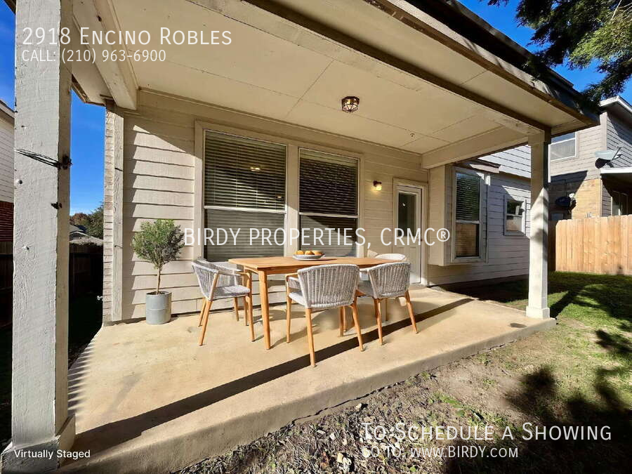 2918 Encino Robles - Photo 7 of 47