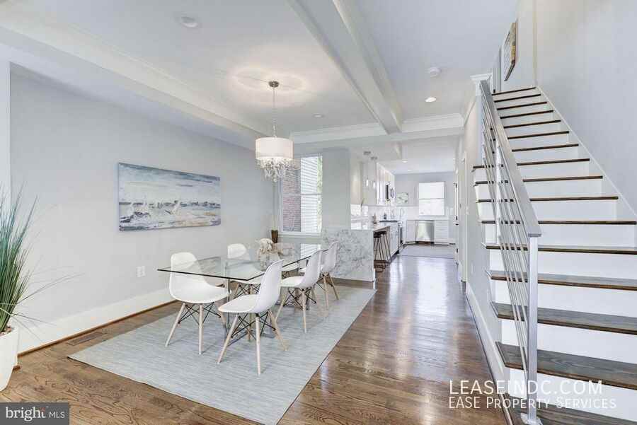 2129 4th St Ne - Photo 5 of 30