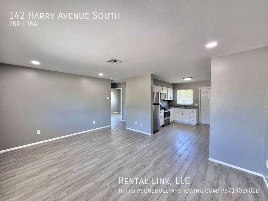 142 Harry Ave S - Photo 5 of 22