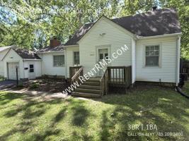 featured image of 2211 Sw Burnett Rd