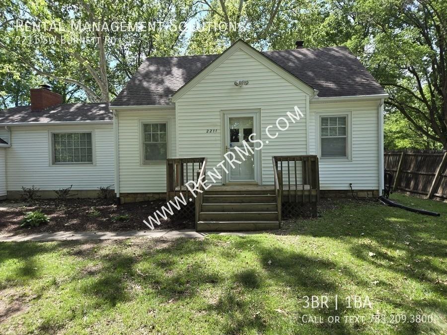 2211 Sw Burnett Rd - Photo 2 of 22