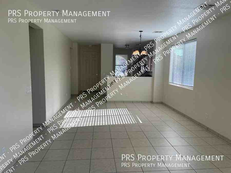 2306 W Kristina Ave - Photo 5 of 21