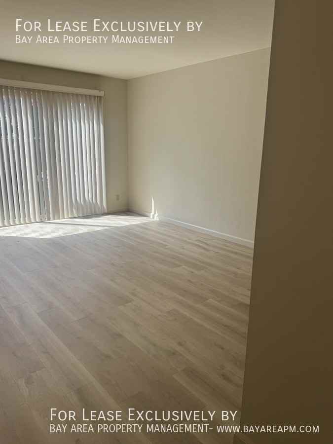 1146 Pierce St #3 - Photo 2 of 9