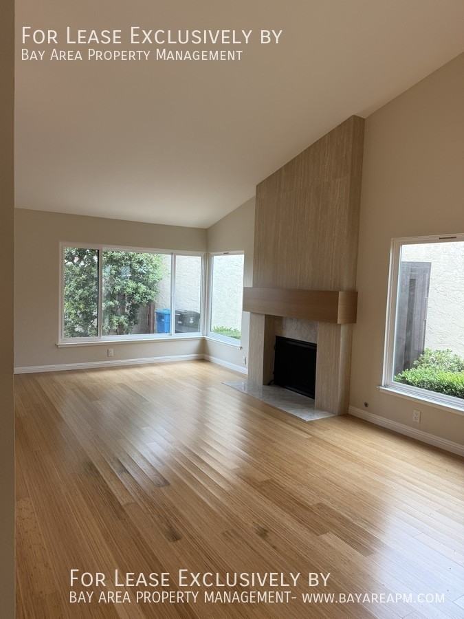 22 Barcelona Cir - Photo 4 of 20